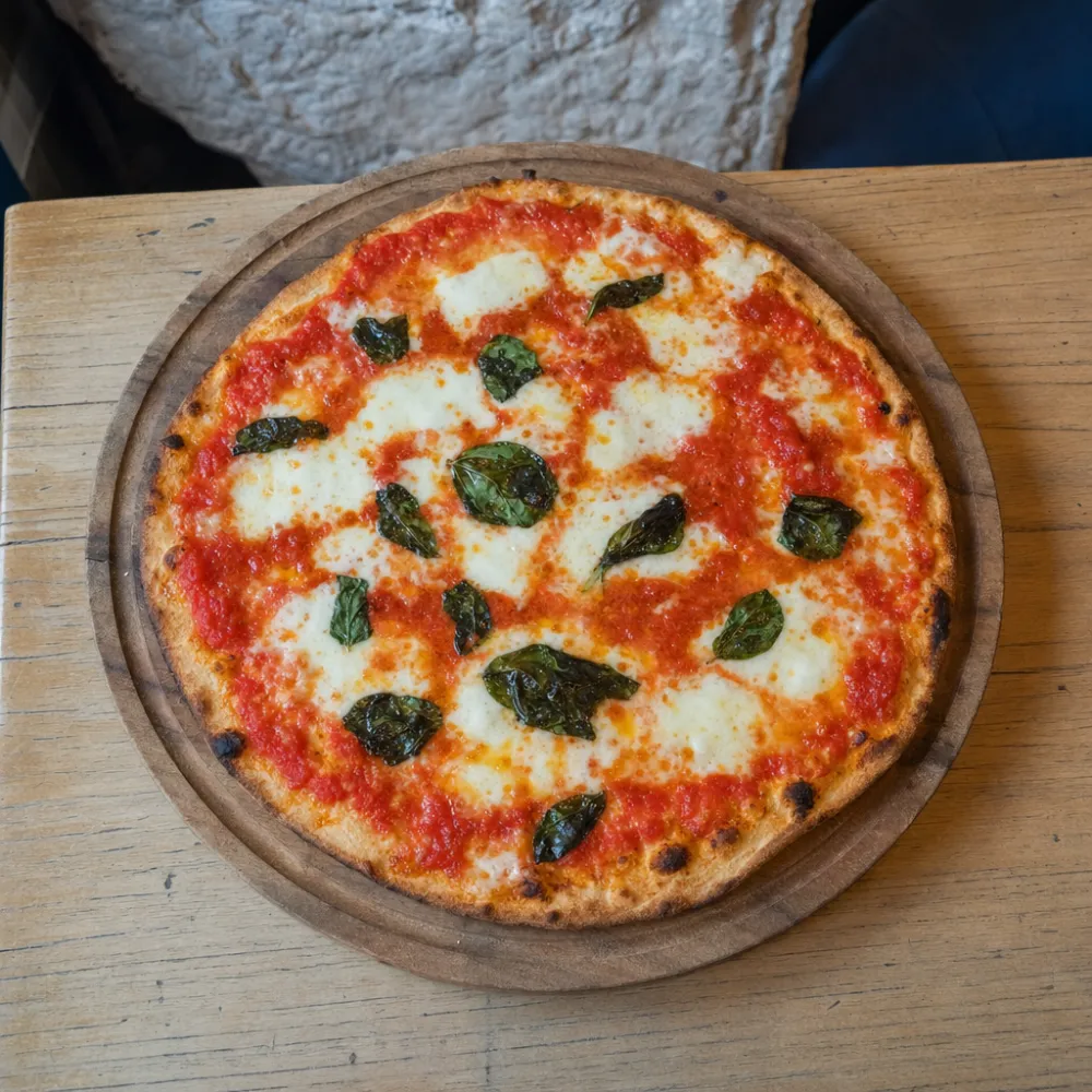 Pizza in versione genovese: base più sottile e croccante